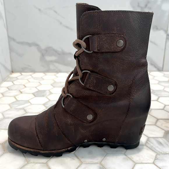 SOREL Joan of Arctic ll Wedge Tobacco Brown Leather Mid Boot Waterproof Bootie - Picture 8 of 14